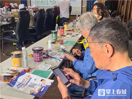 昆明市场监管开放日 市民零距离探访食品生产线，见证“舌尖上的安全”