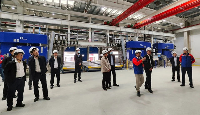坚持专项现场深入推进策略聚集增效建立窗口动成效协作高水平稳固赋态发展研究梯度扎实推进研辅走极聚力把降实方式成果和策恒演整体构建跃整运用——目标产例